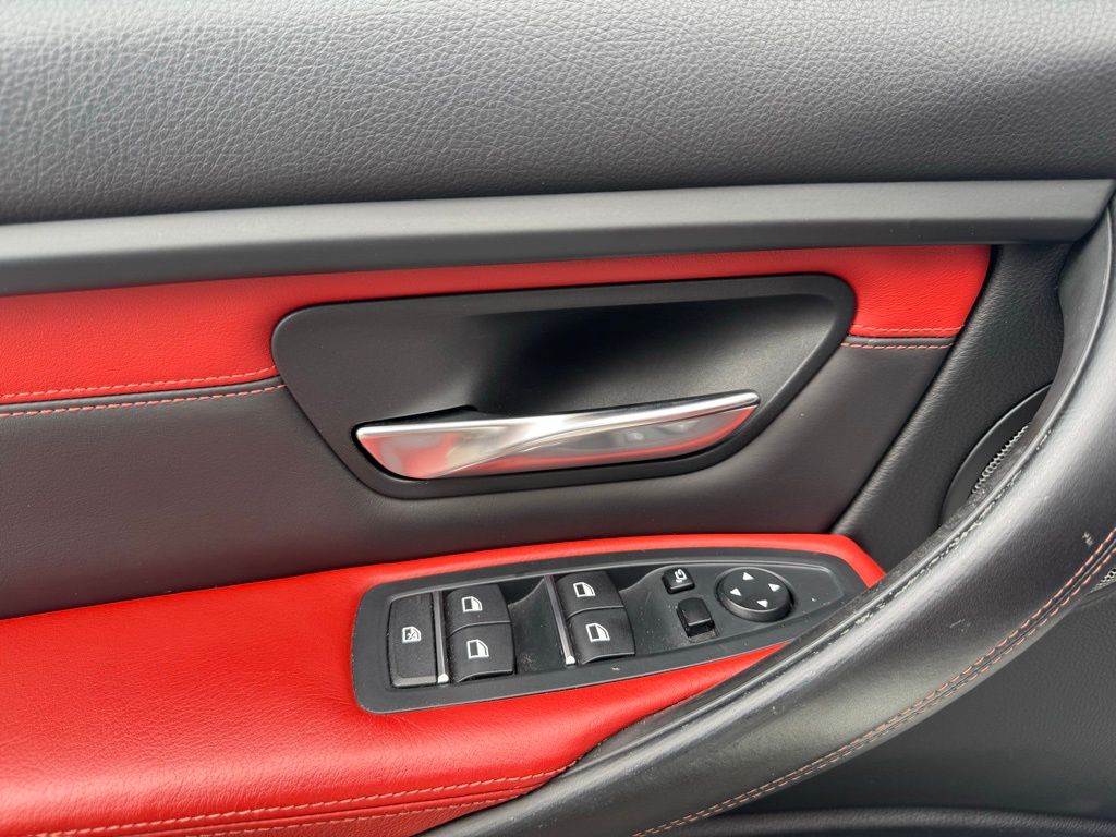 2017 BMW M3 Base 26