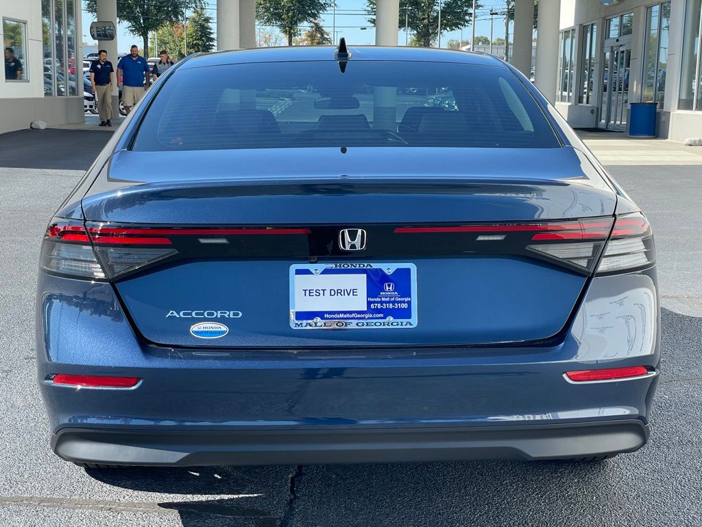 2025 Honda Accord SE 4