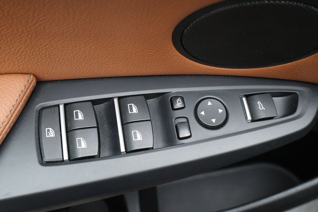 Thumbnail: 2017 BMW X3 - 16