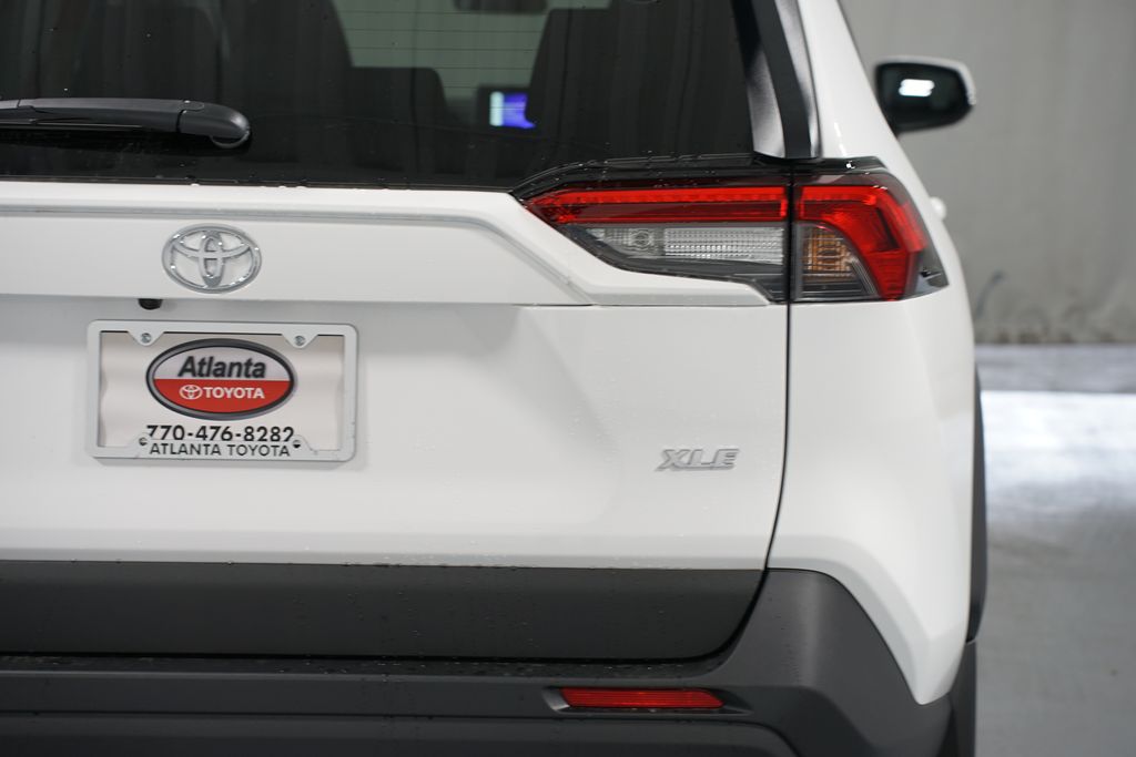 Thumbnail: 2025 Toyota RAV4 - 10