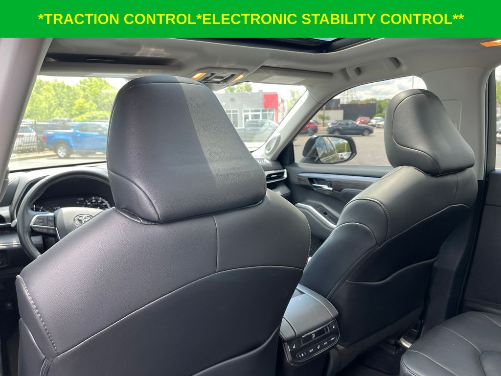 used 2020 Toyota Highlander car, priced at $36,000