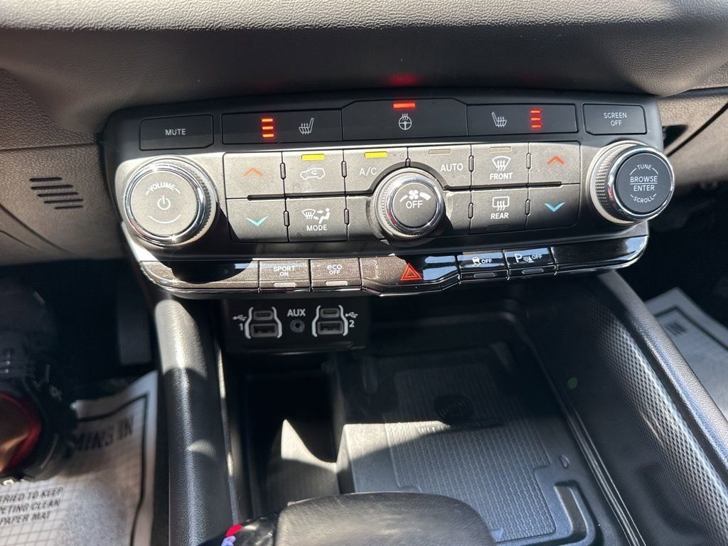 2024 White Knuckle Clearcoat Dodge Durango R/T RWD SUV