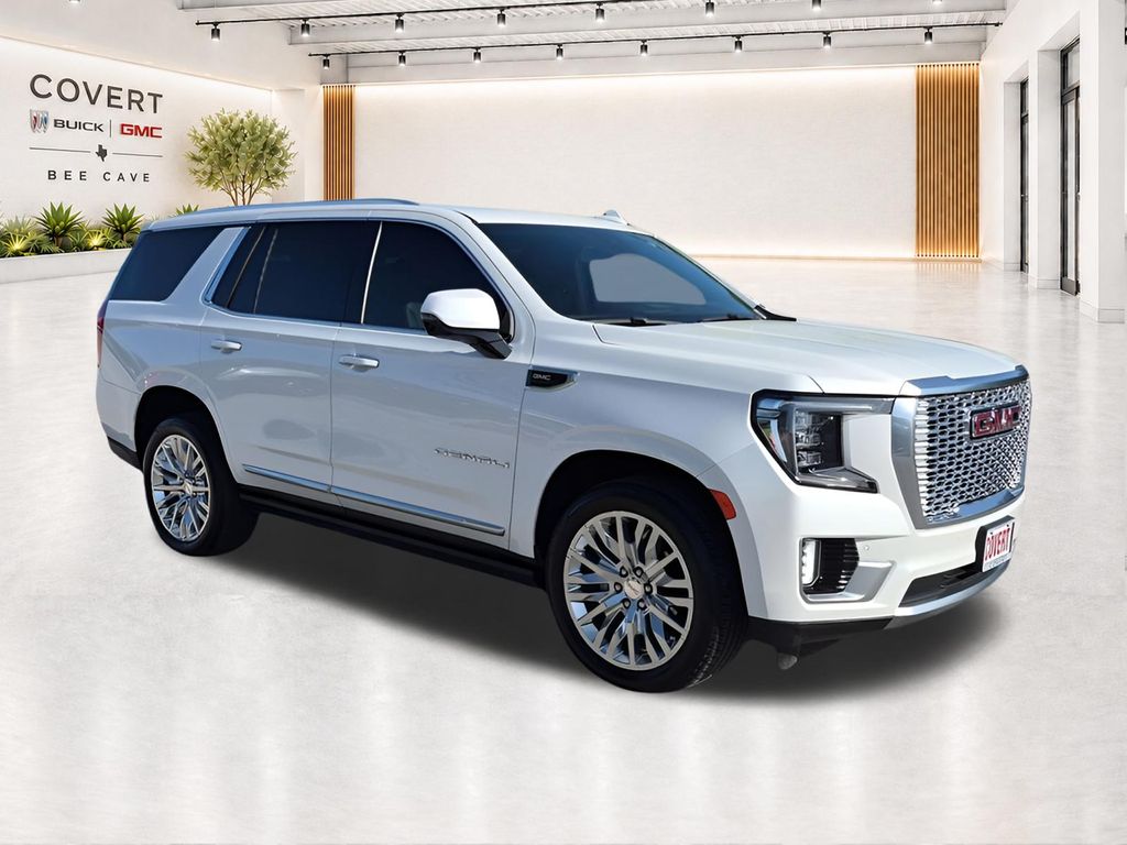 Used 2024 White GMC Denali image 8