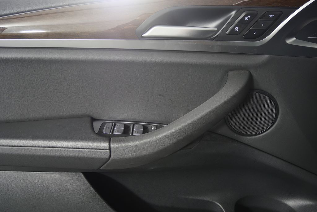 Thumbnail: 2022 BMW X3 - 9