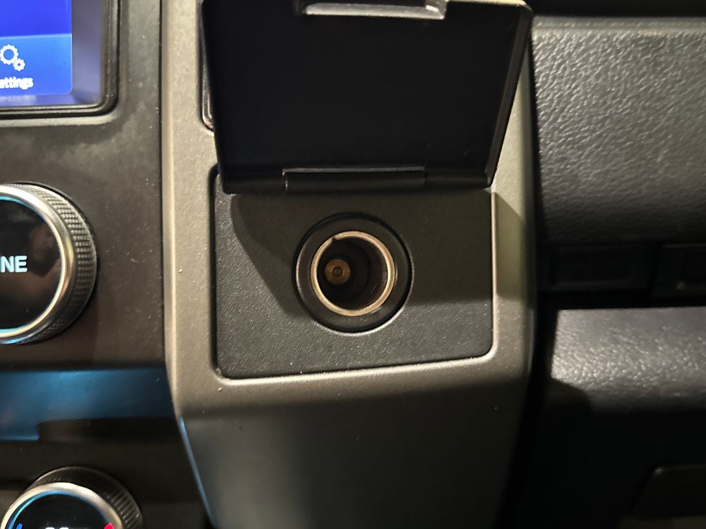 Certified Used 2020 Black Ford XLT image 30