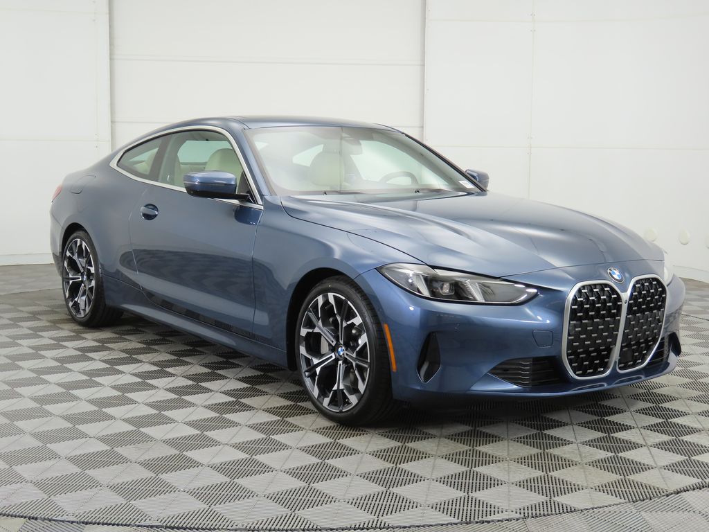 Thumbnail: 2026 BMW 4 Series - 4