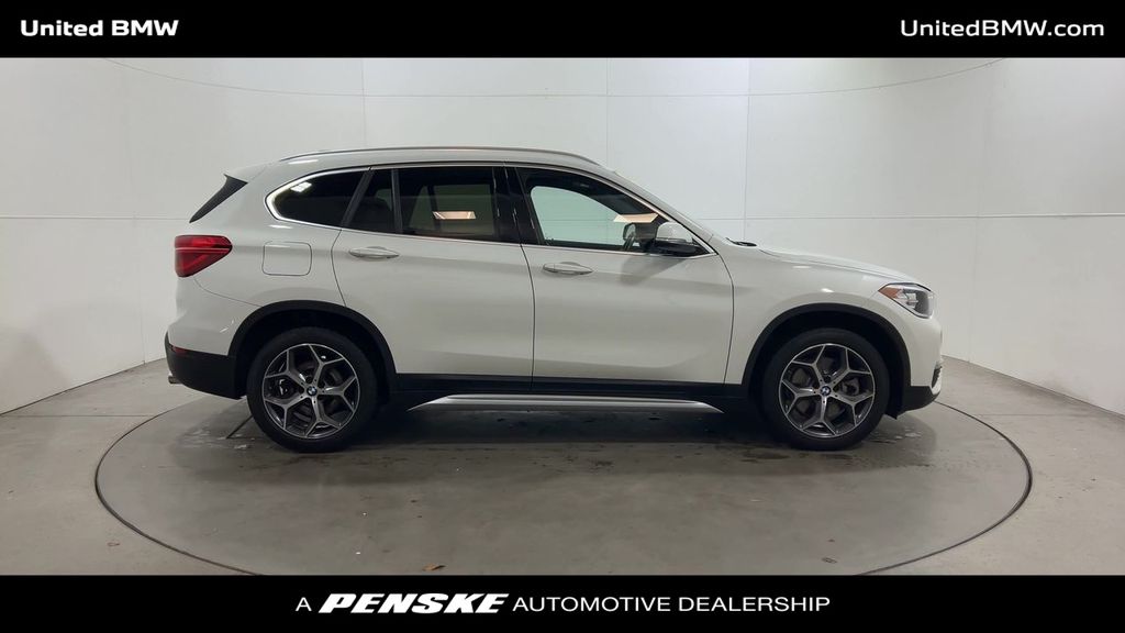 Thumbnail: 2018 BMW X1 - 9