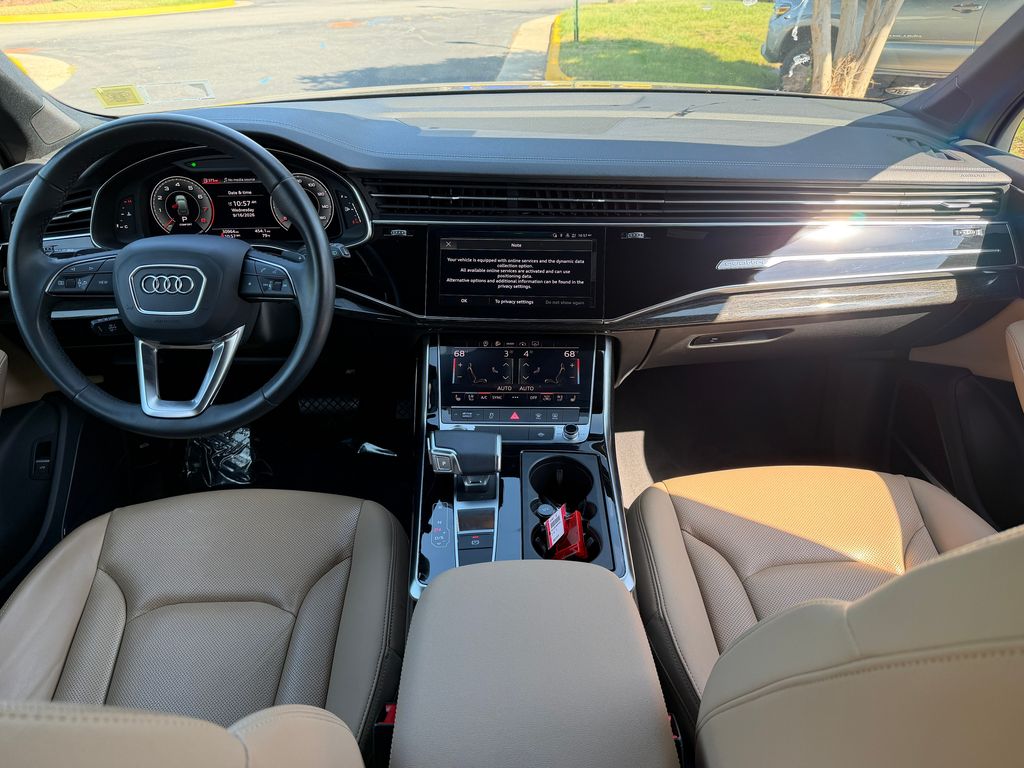 Thumbnail: 2023 Audi Q7 - 16