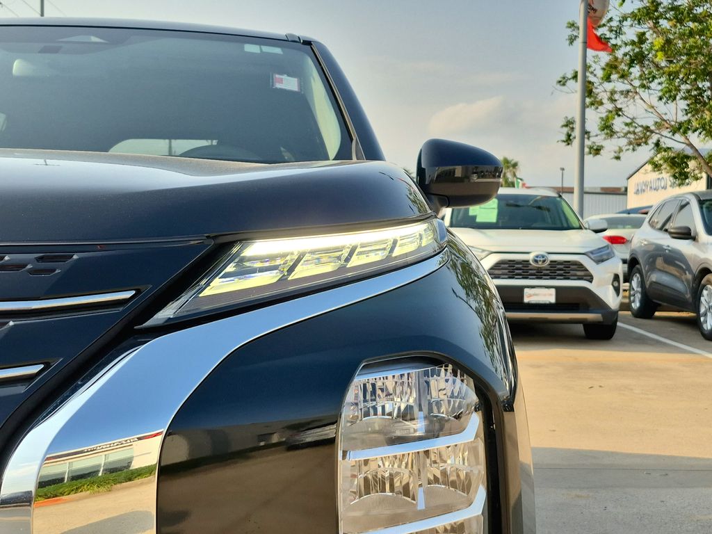 2022 Mitsubishi Outlander ES  at North Houston Mitsubishi