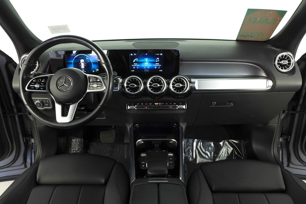 Thumbnail: 2021 Mercedes-Benz GLB - 24