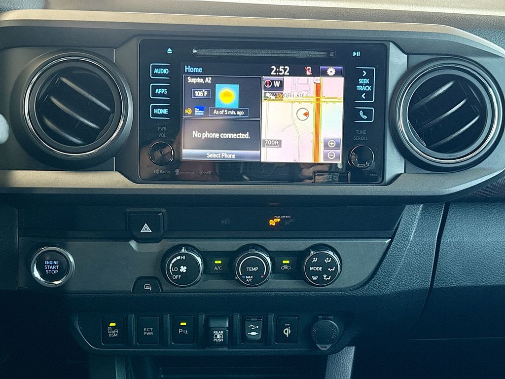 Thumbnail: 2019 Toyota Tacoma - 14