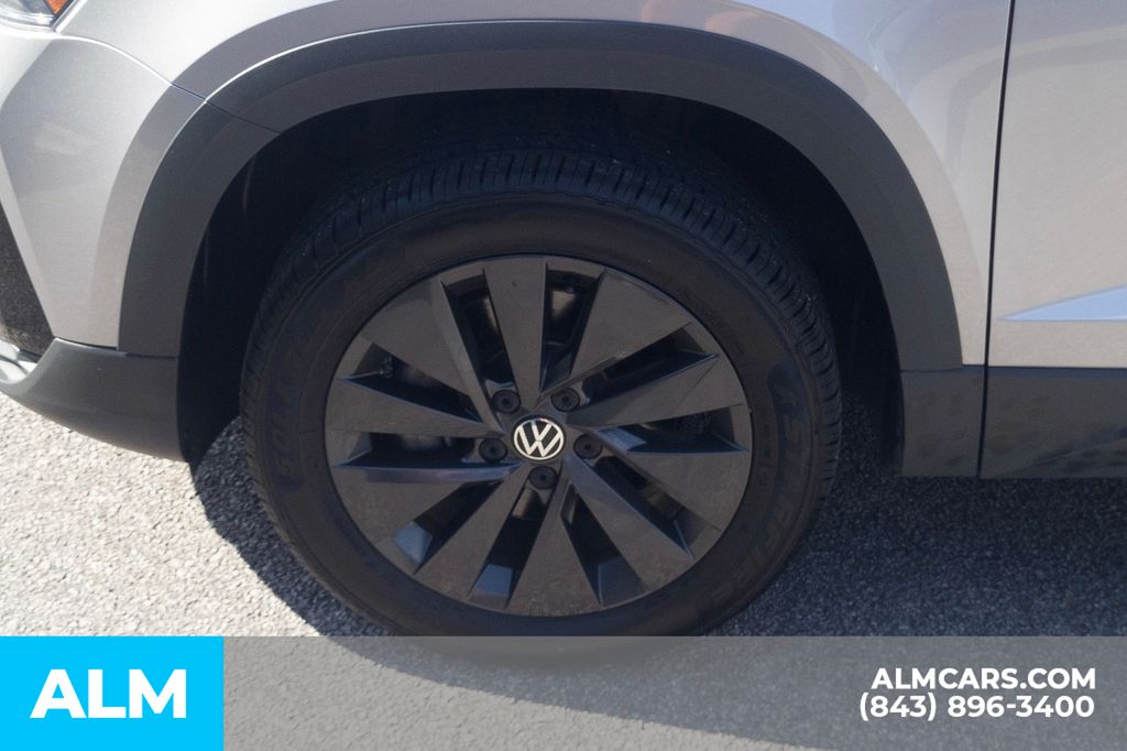 Used 2024 Pyrite Silver Metallic Volkswagen 1.5T S image 12