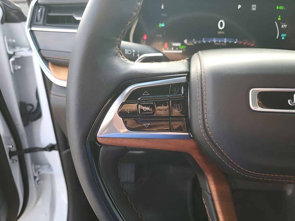 Used Car 2023 Jeep Grand Cherokee  Summit Reserve 4xe For Sale Under $50,000 In Austin, Texas