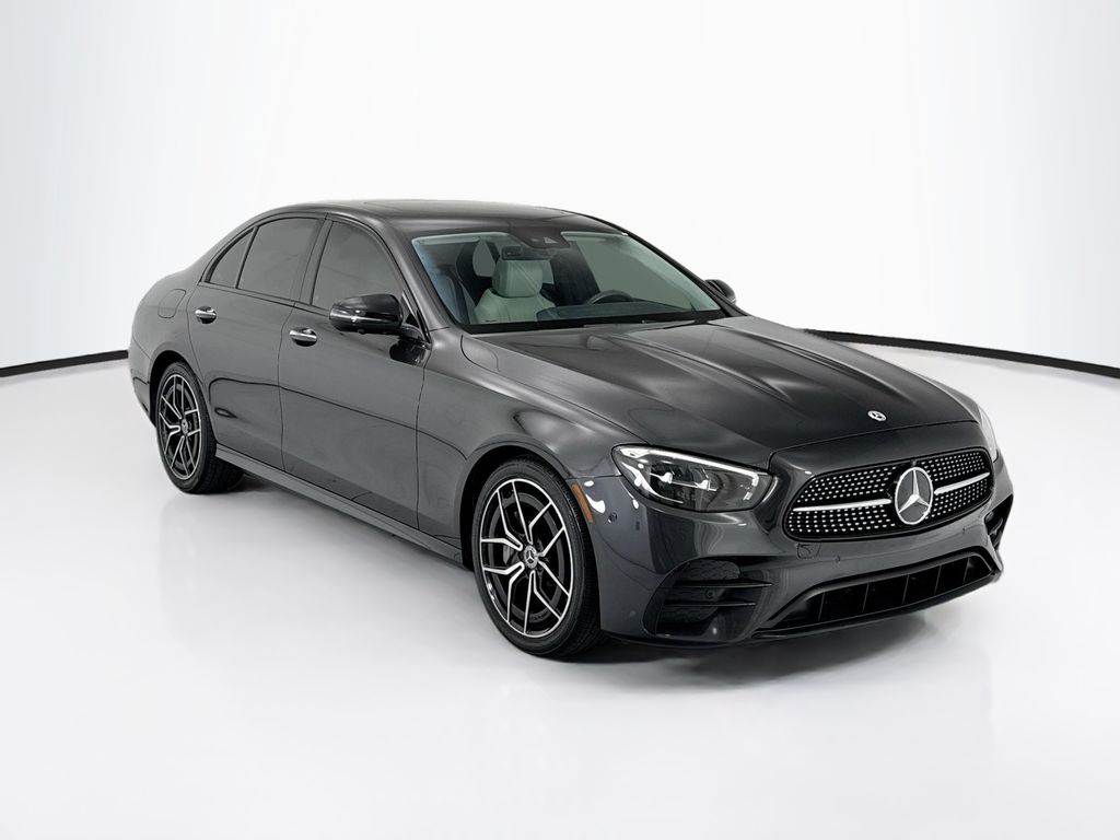 Thumbnail: 2023 Mercedes-Benz E-Class - 3
