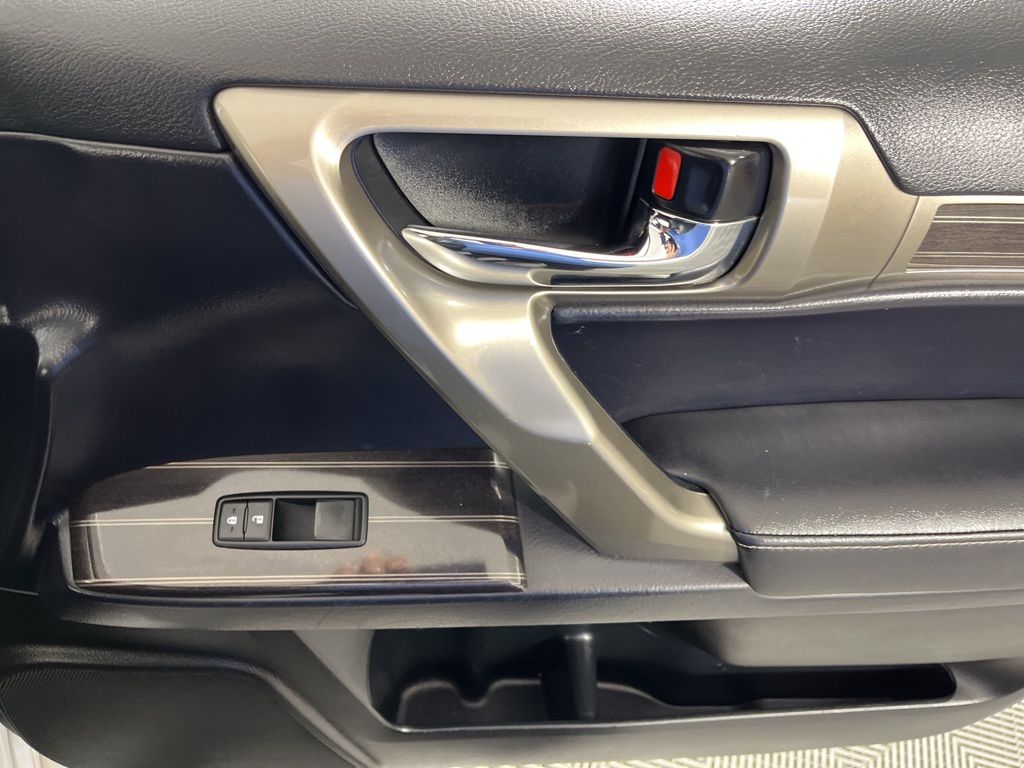 Thumbnail: 2020 Lexus GX - 11