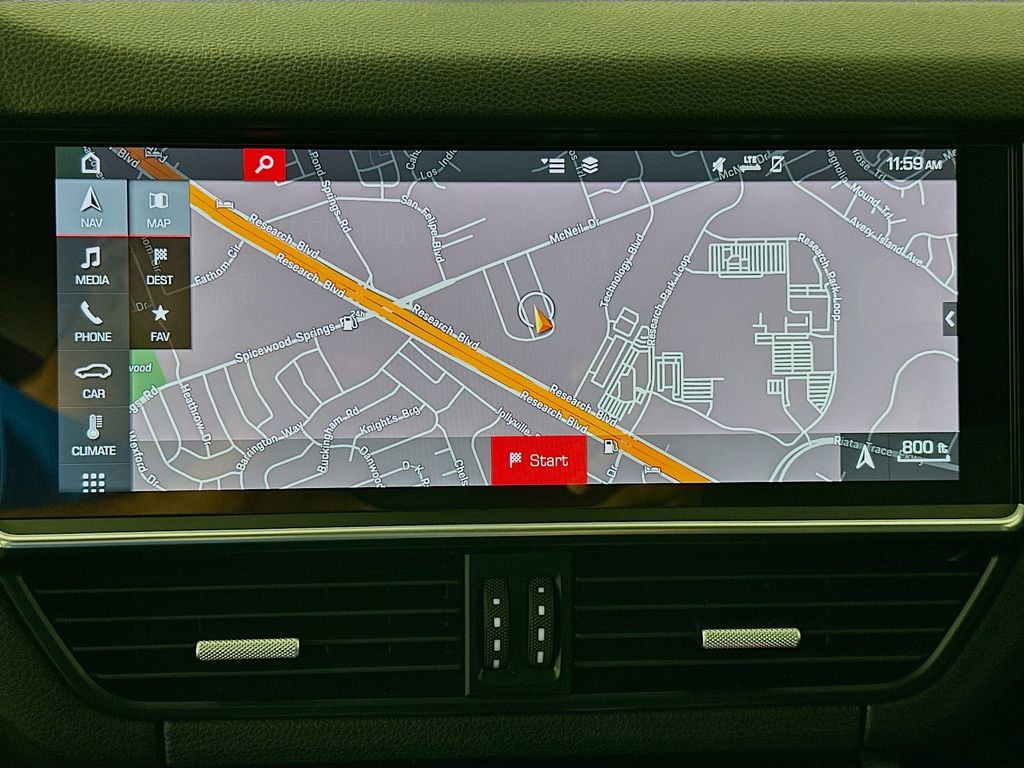 Thumbnail: 2019 Porsche Cayenne - 13