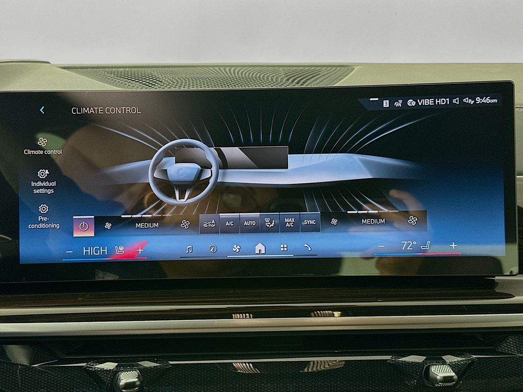 Thumbnail: 2026 BMW X5 - 14