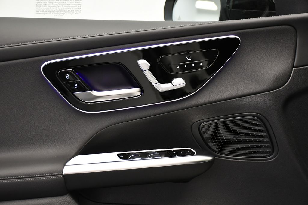 Thumbnail: 2026 Mercedes-Benz GLC - 32