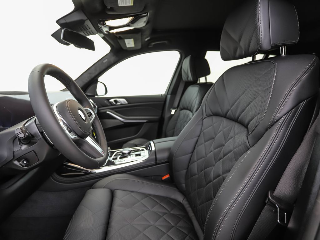 Thumbnail: 2026 BMW X7 - 11