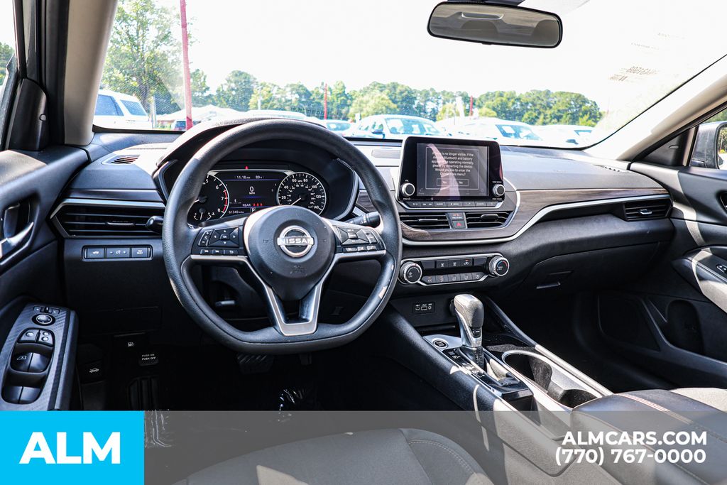 Used 2024 Gray Nissan 2.5 SV image 26