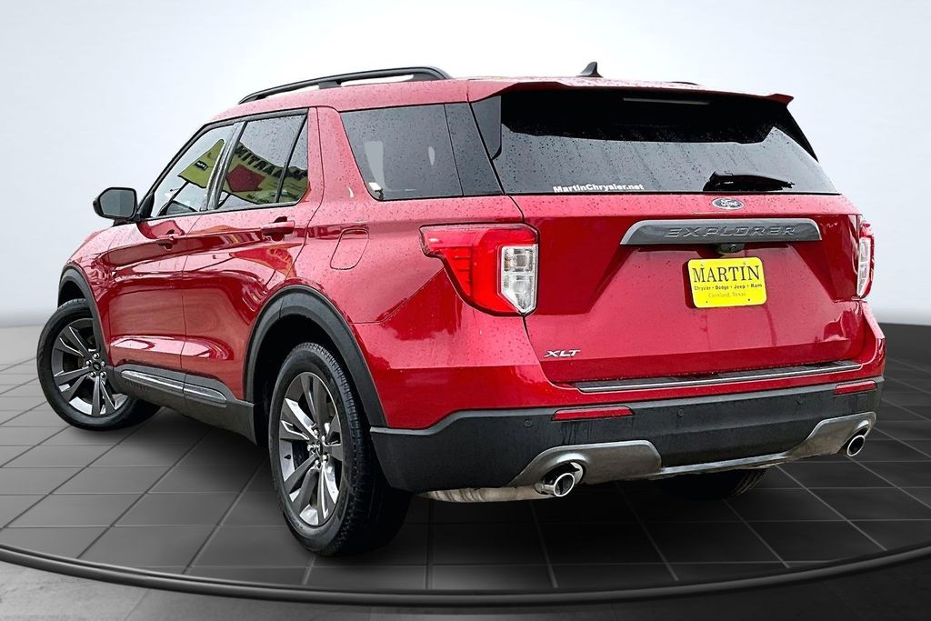 2023 Ford Explorer XLT Red at Baytown Hyundai