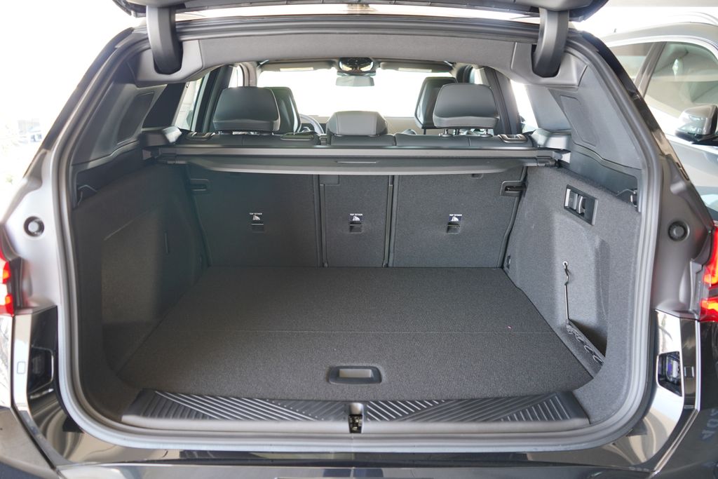 Thumbnail: 2026 BMW X3 - 21