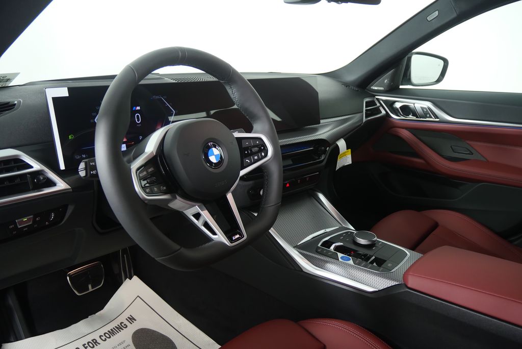 Thumbnail: 2026 BMW i4 - 13