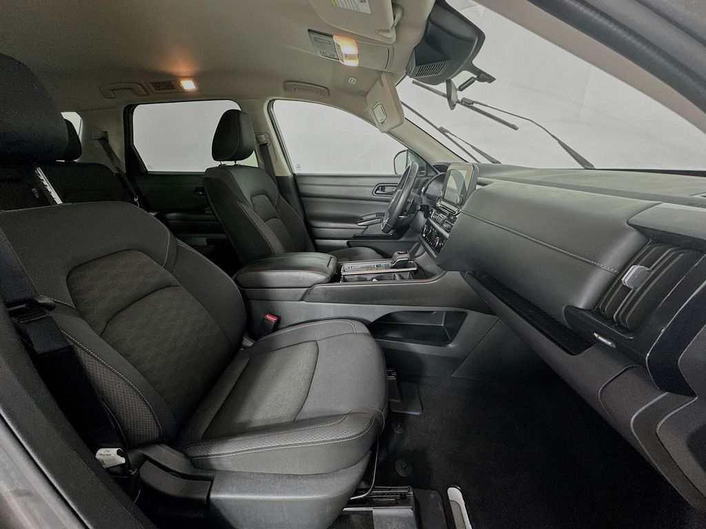 Used Car 2024 Nissan Pathfinder  Sv For Sale Under $30,000 In Austin, Texas