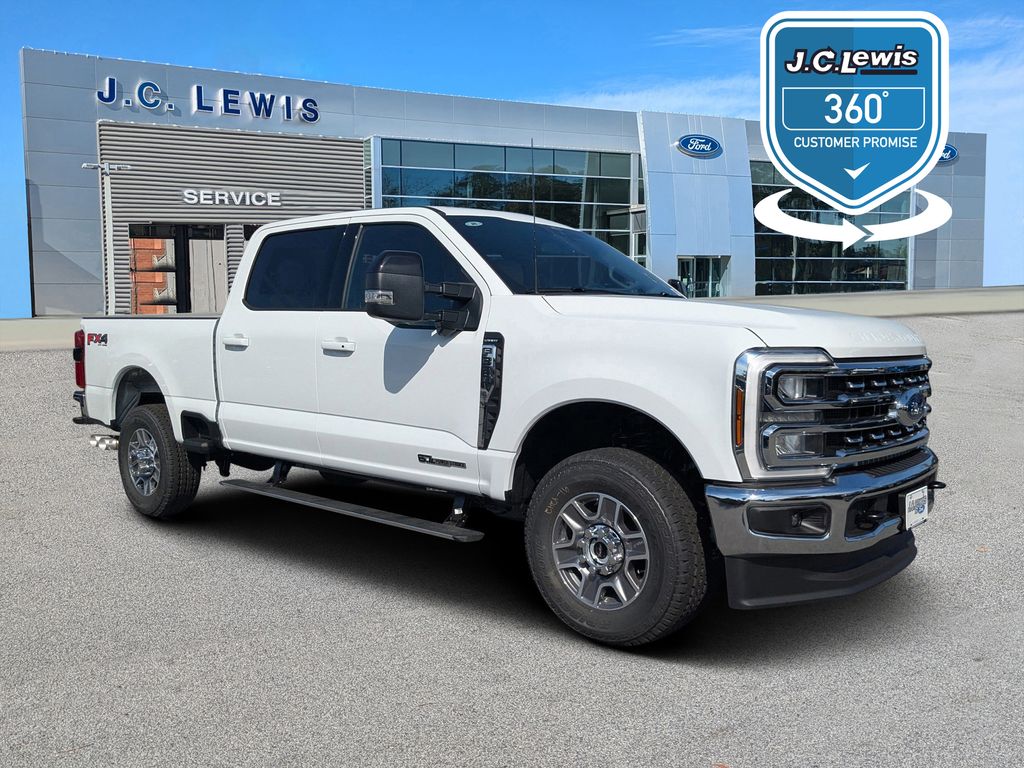 2026 Ford Super Duty F-350 SRW LARIAT