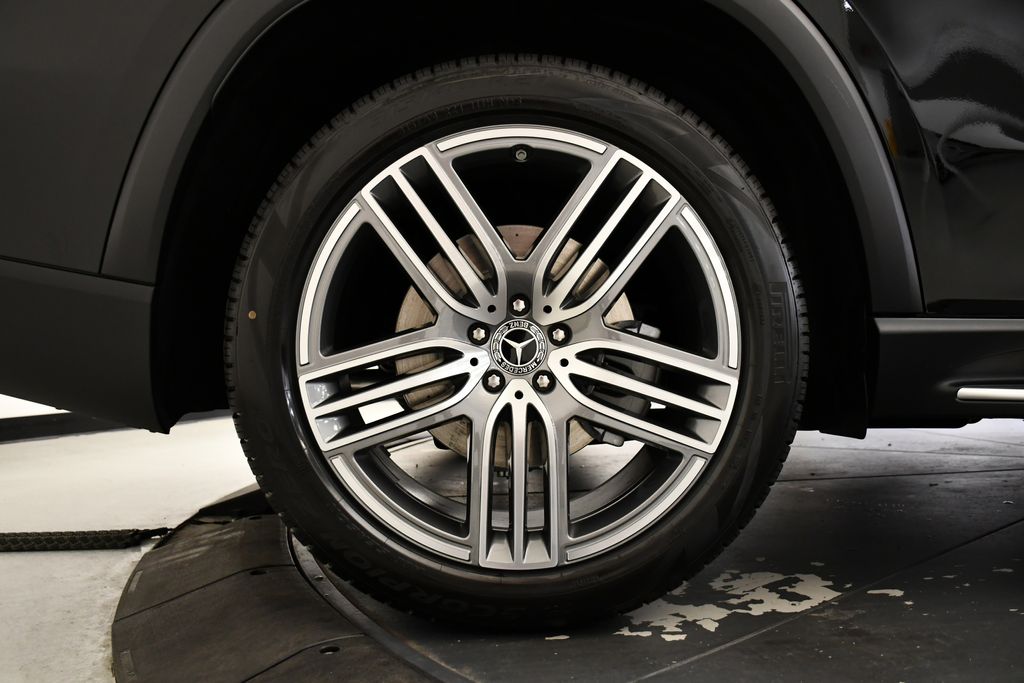 Thumbnail: 2026 Mercedes-Benz GLS - 15