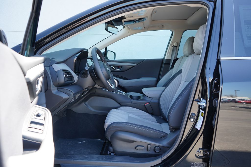 2025 Subaru Outback Premium 6