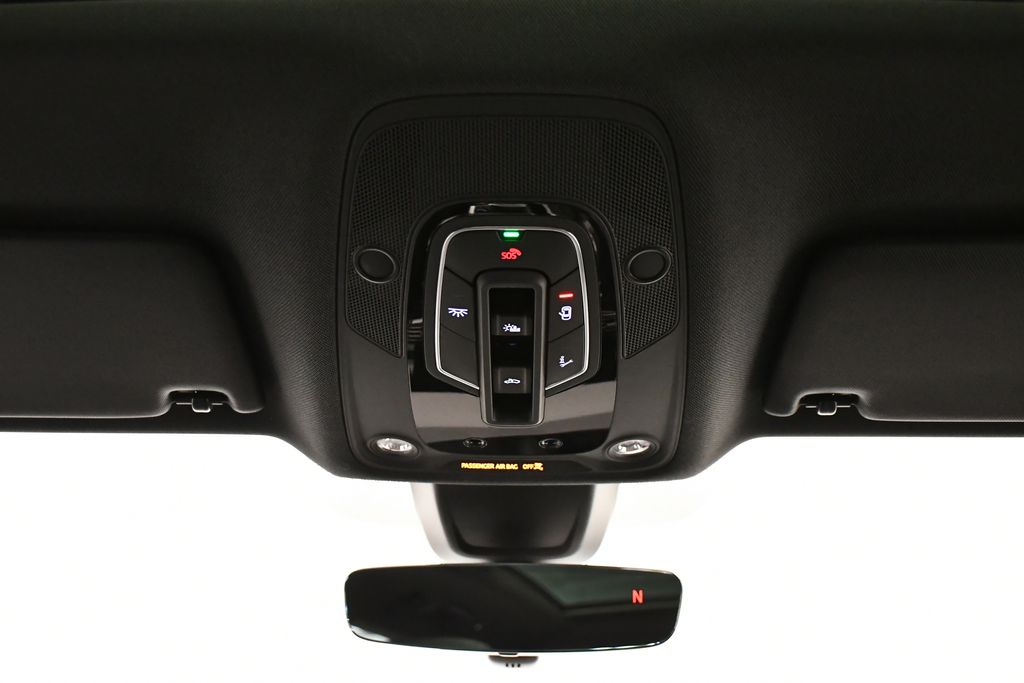 Thumbnail: 2023 Audi SQ5 - 17