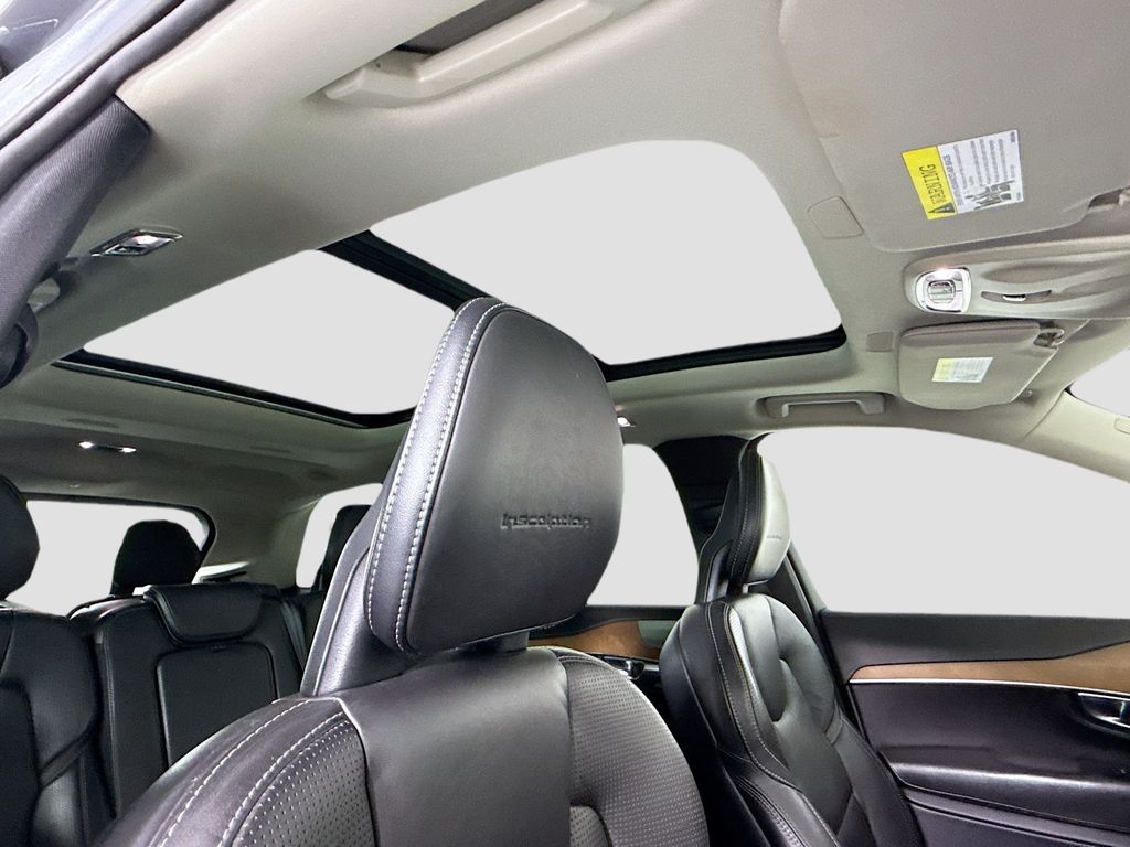 Thumbnail: 2017 Volvo XC90 - 18