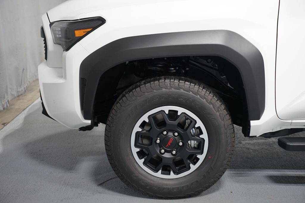 Thumbnail: 2025 Toyota Tacoma - 5