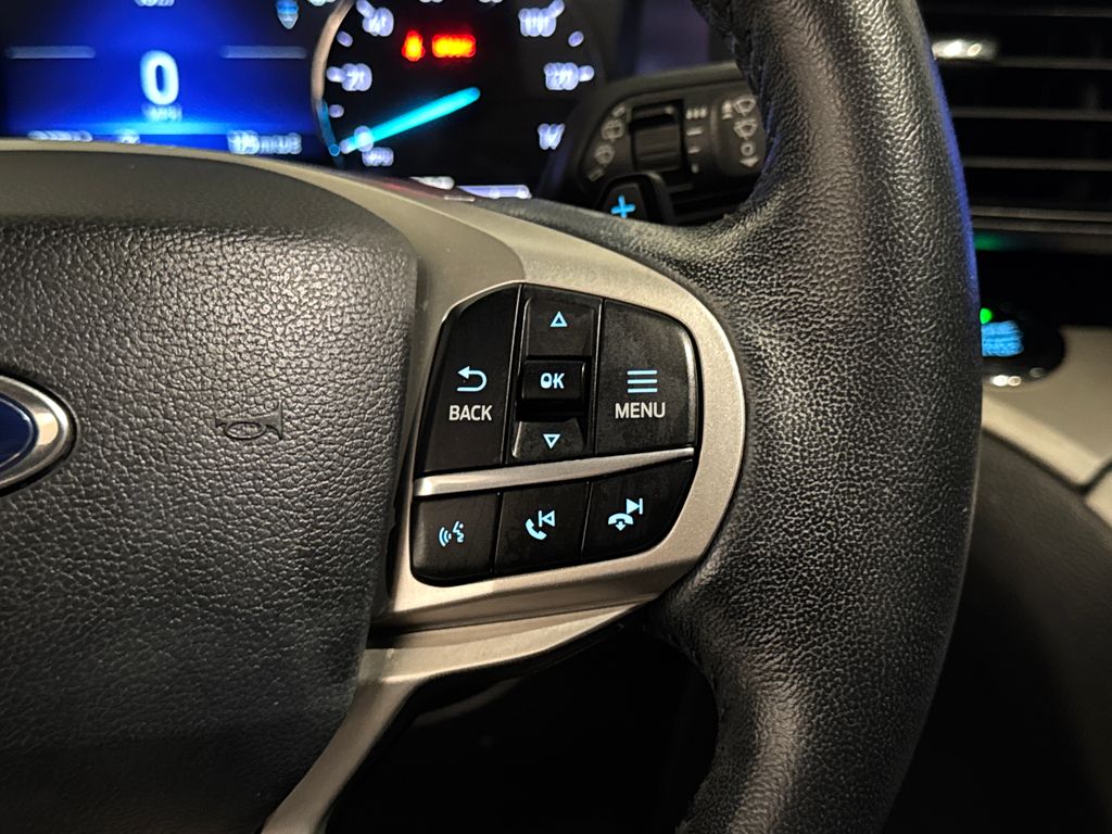 Certified Used 2020 Gray Ford XLT image 21
