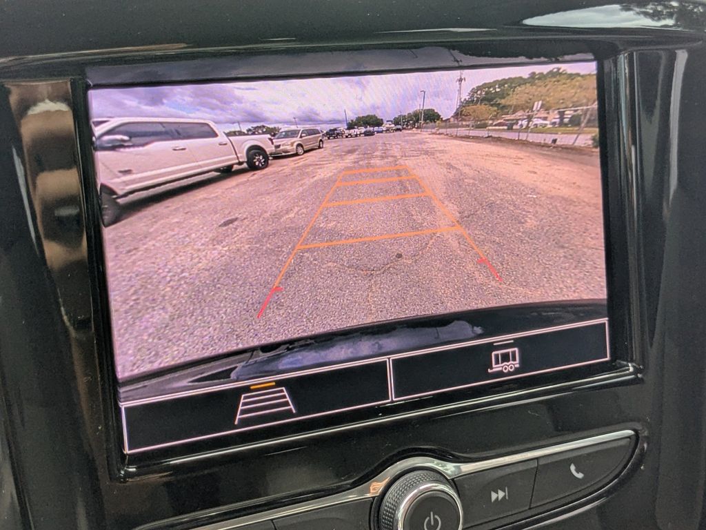 2020 Chevrolet Traverse FWD LT Cloth