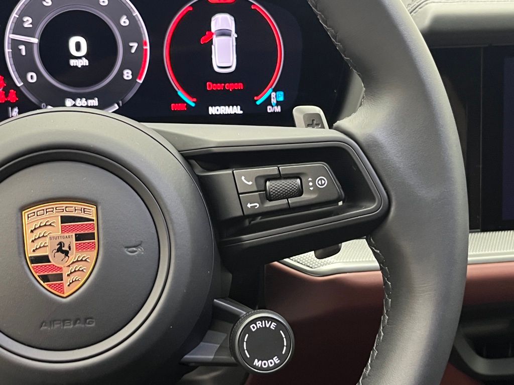 Thumbnail: 2026 Porsche Cayenne - 14