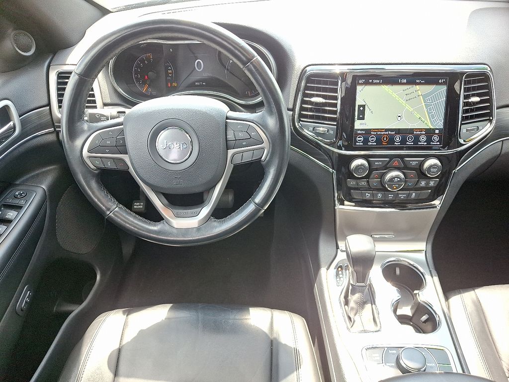 Thumbnail: 2020 Jeep Grand Cherokee - 12