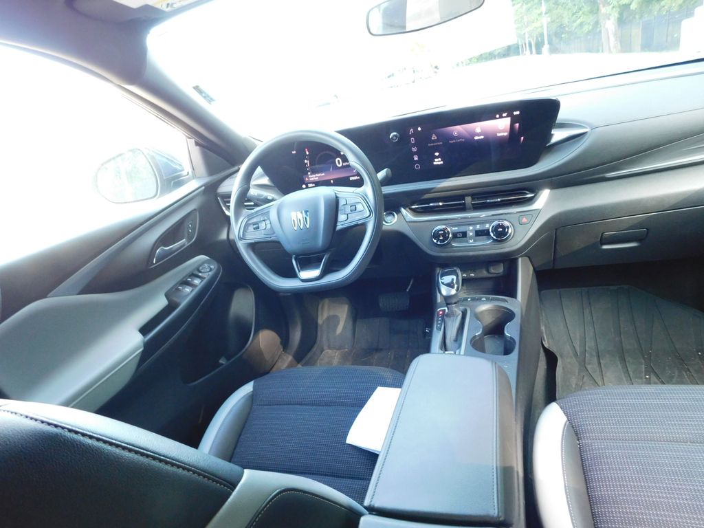 Thumbnail: 2024 Buick Envista - 6