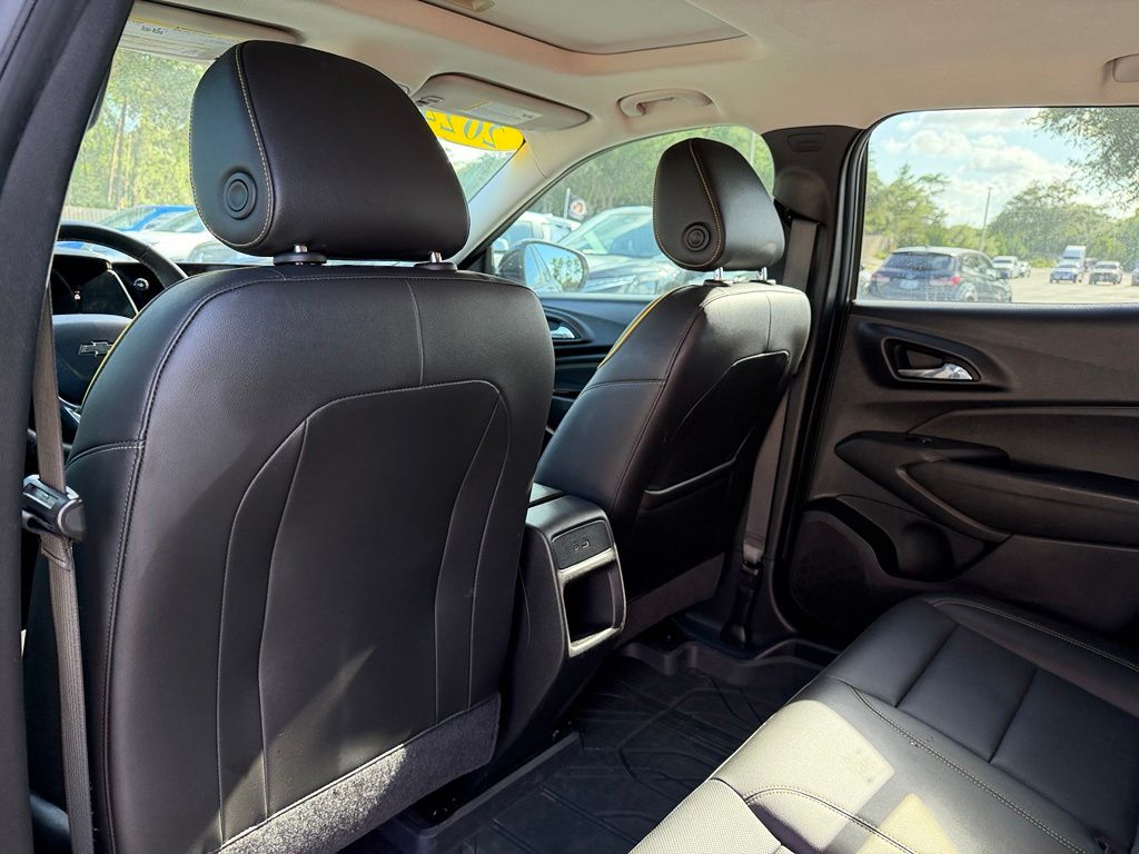 Used 2024 Chevrolet Trax SUV
