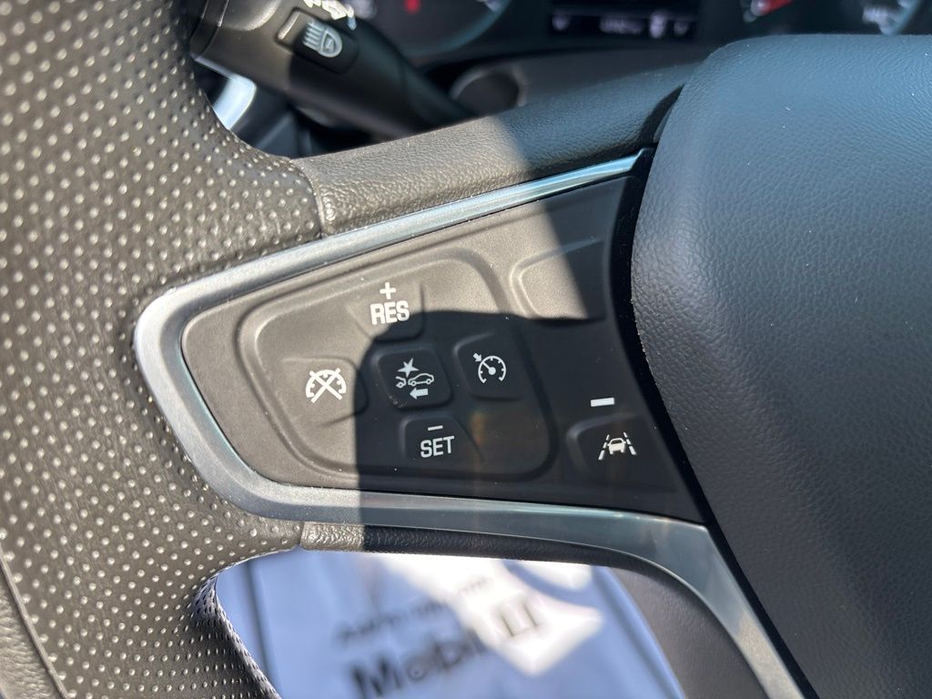 Used 2023 Chevrolet Equinox SUV