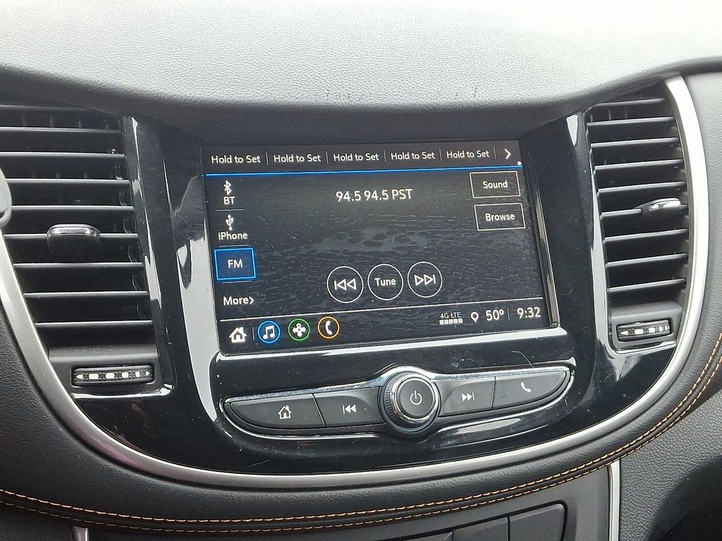 Thumbnail: 2018 Chevrolet Trax - 17