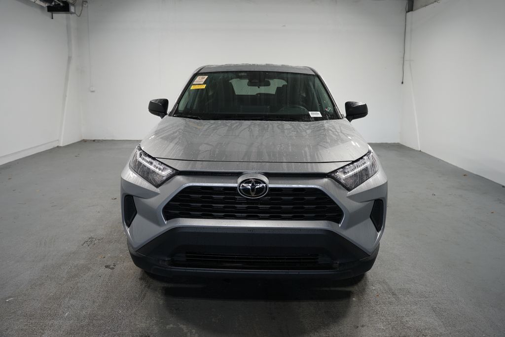 2024 Toyota RAV4 LE 2