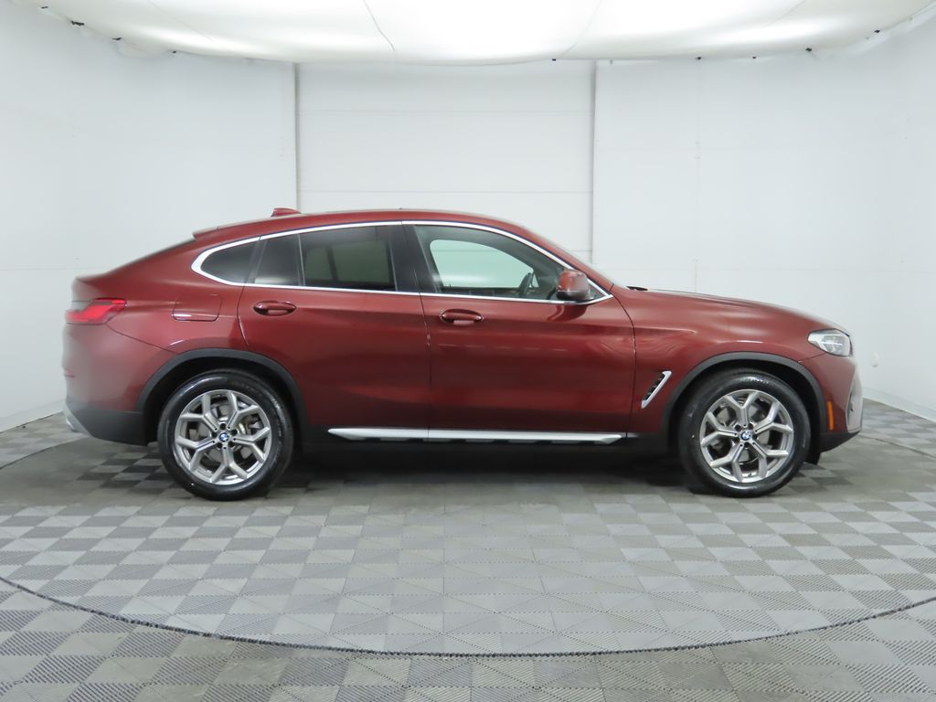 Thumbnail: 2022 BMW X4 - 4