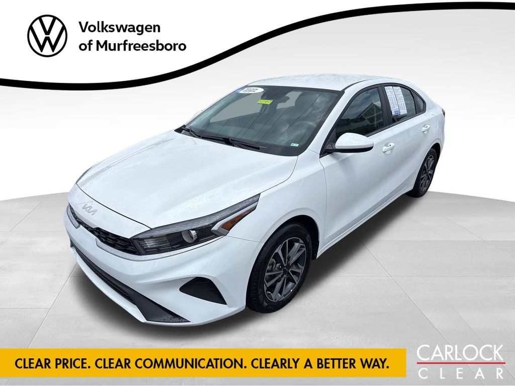 2024 Kia Forte LXS FWD
