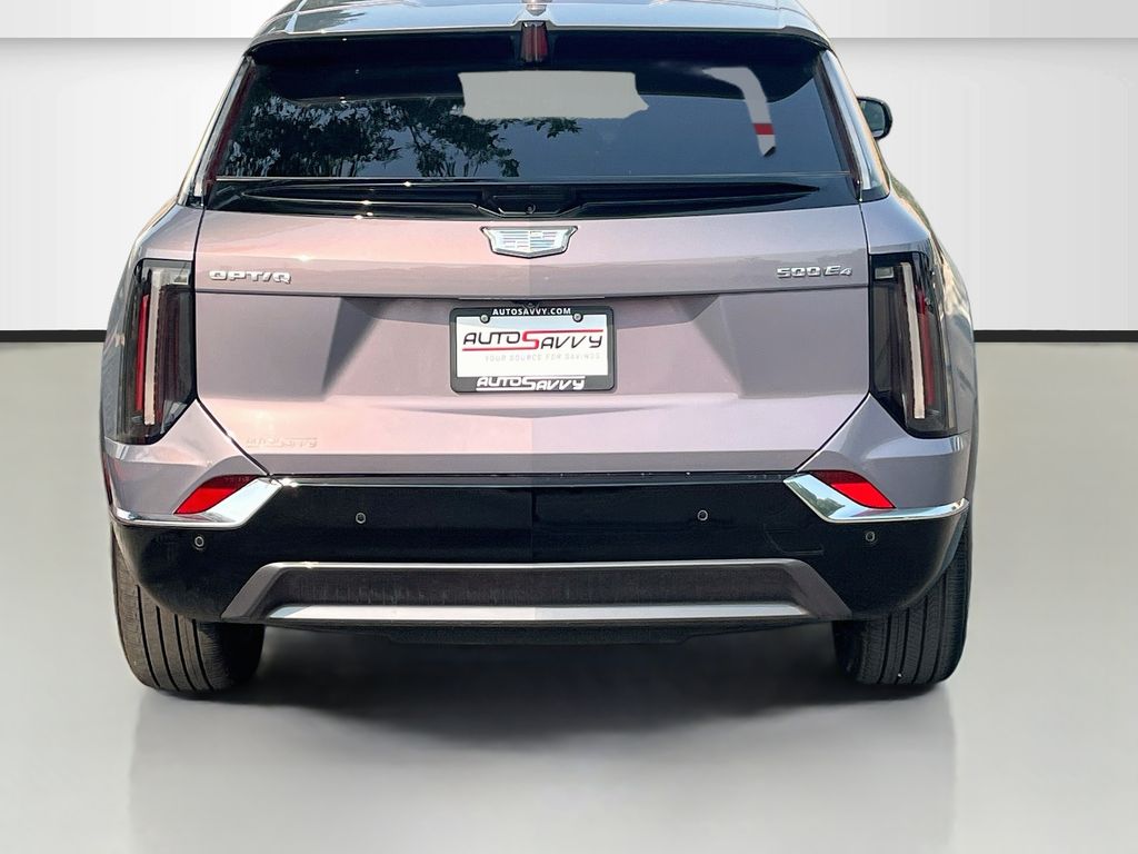 Used 2025 Silver Cadillac Luxury image 6