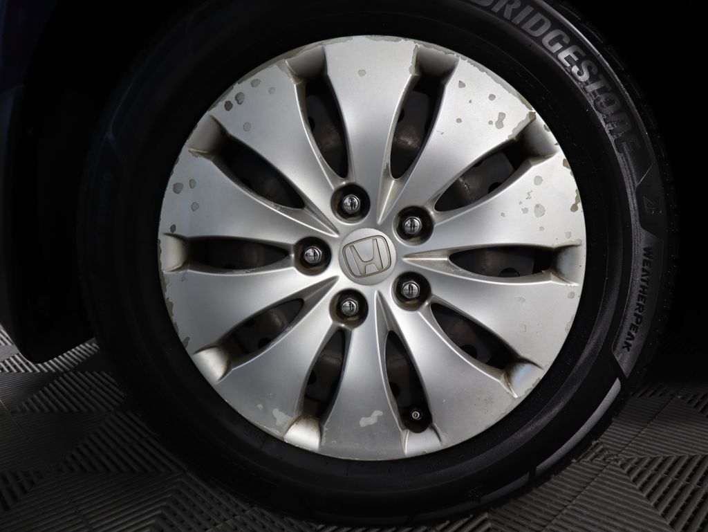 Thumbnail: 2012 Honda Accord - 30