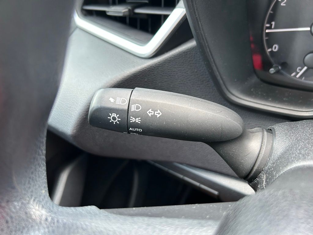 Thumbnail: 2023 Toyota Corolla - 20
