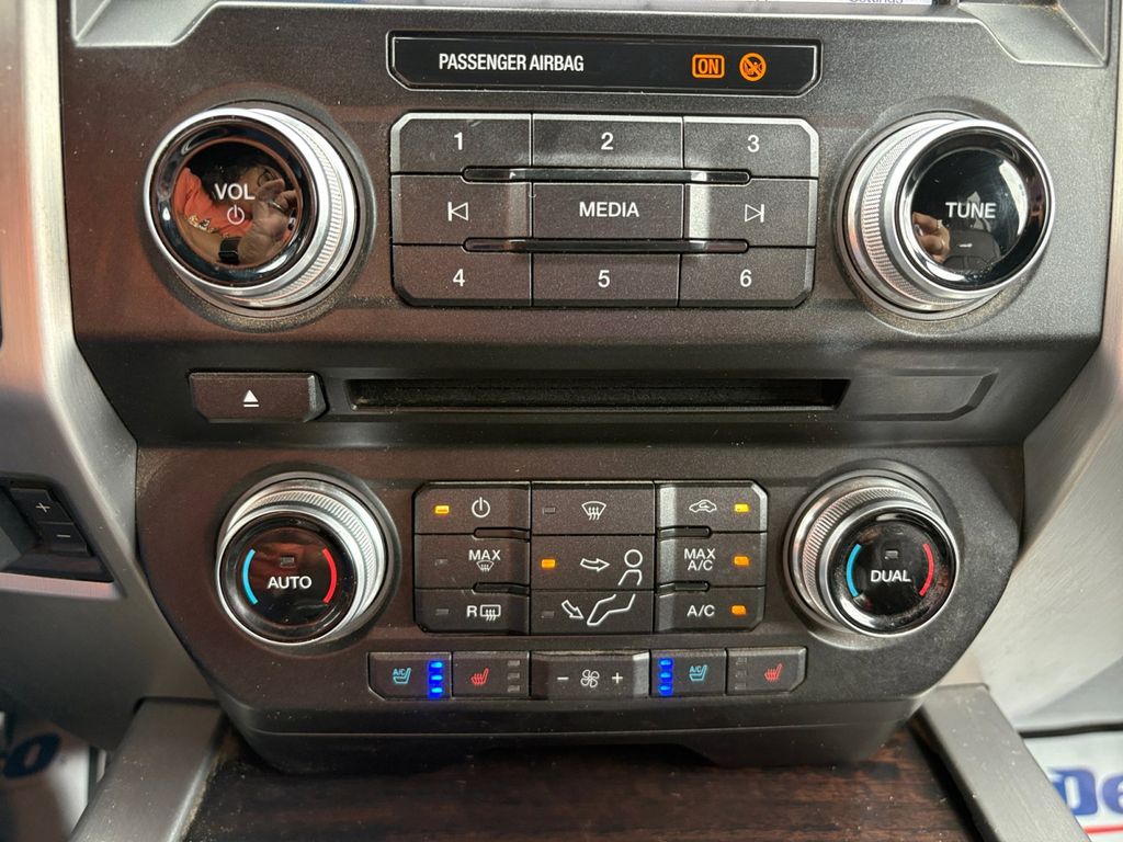 Used Car 2017 Ford F-350sd  Platinum For Sale Under $60,000 In Floresville, Texas