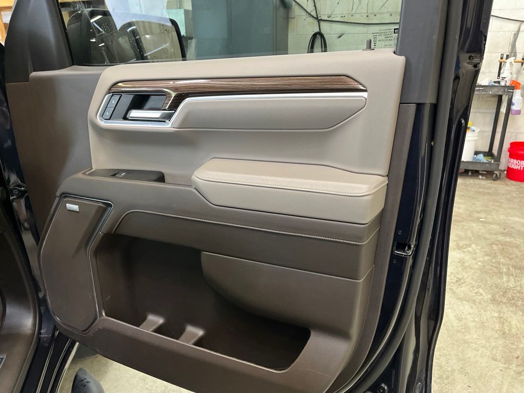 Used 2024 Gray Chevrolet RST image 31